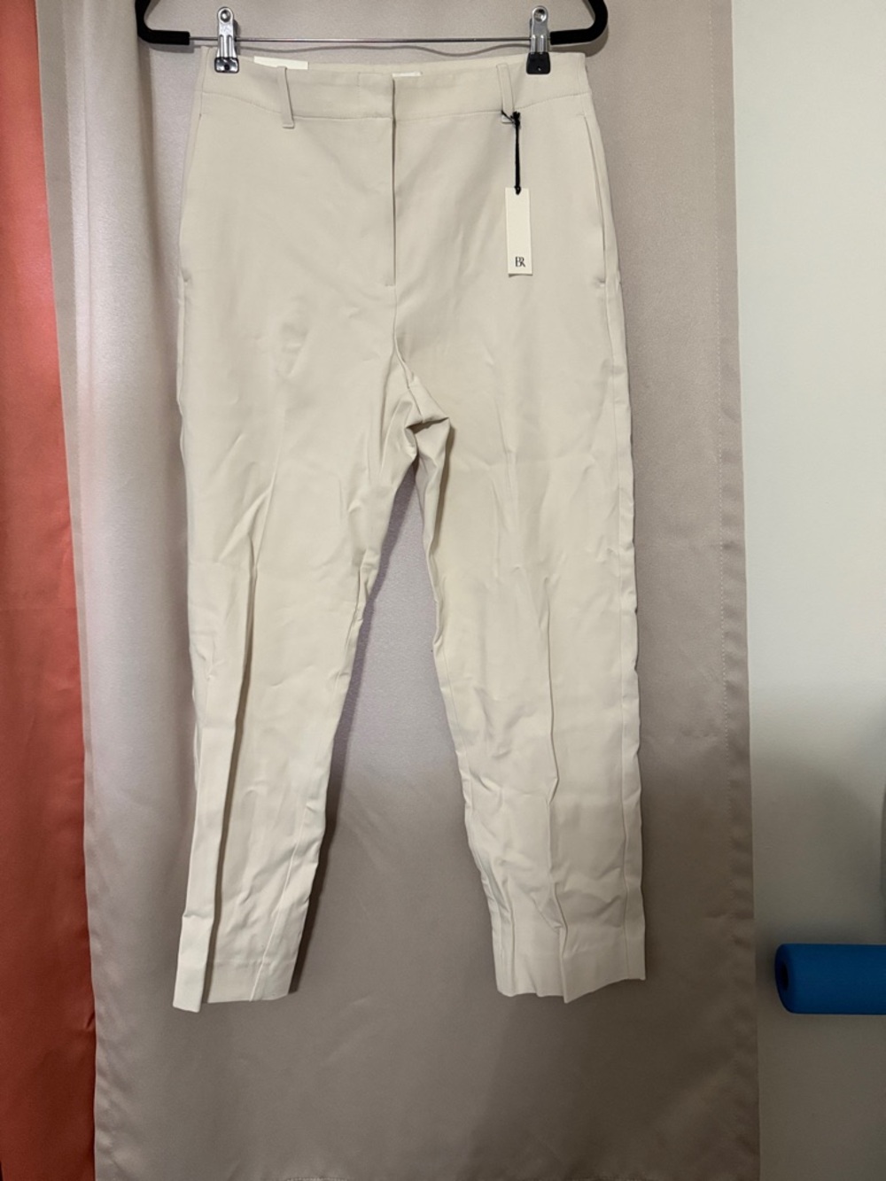 Banana Republic Cream Tailored Ankle Pants